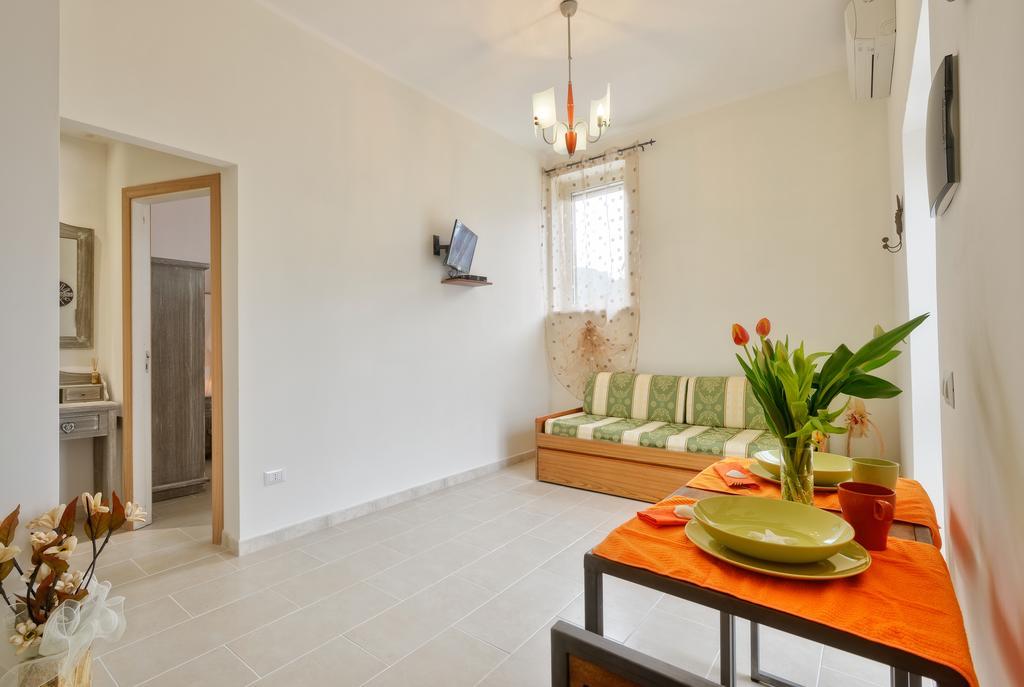 Maison Romantique Santa Maria di Castellabate Room photo
